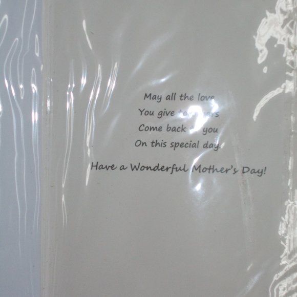 New sealed in plastic, 3 Mother Day Cards - Picture 8 of 9